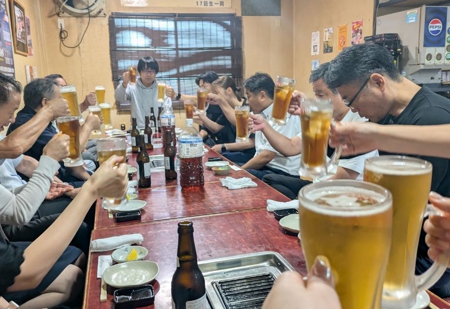 夏の暑さも吹き飛ぶ、笑顔のひととき～暑気払いを兼ねた懇親会を開催しました～