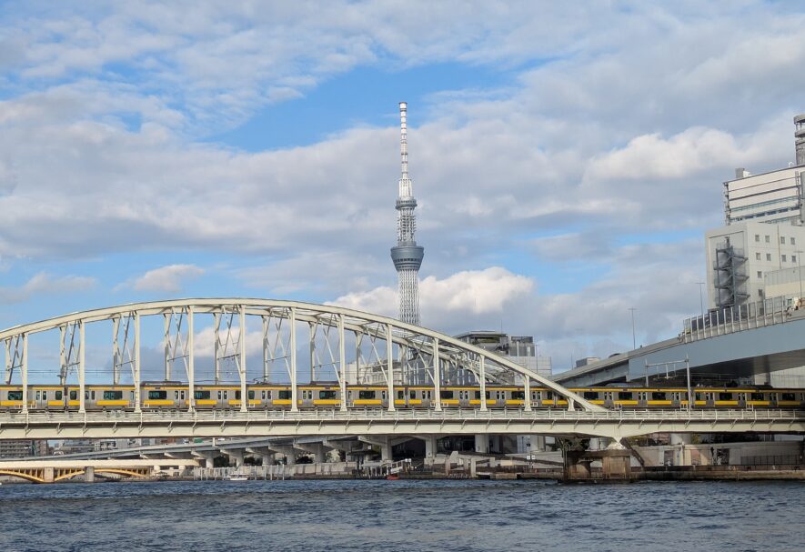 太田市新田商工会建設部会<br>視察研修会レポート<br>〜国会議事堂参観と神田川・日本橋クルーズ〜