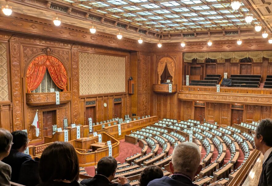 太田市新田商工会建設部会<br>視察研修会レポート<br>〜国会議事堂参観と神田川・日本橋クルーズ〜