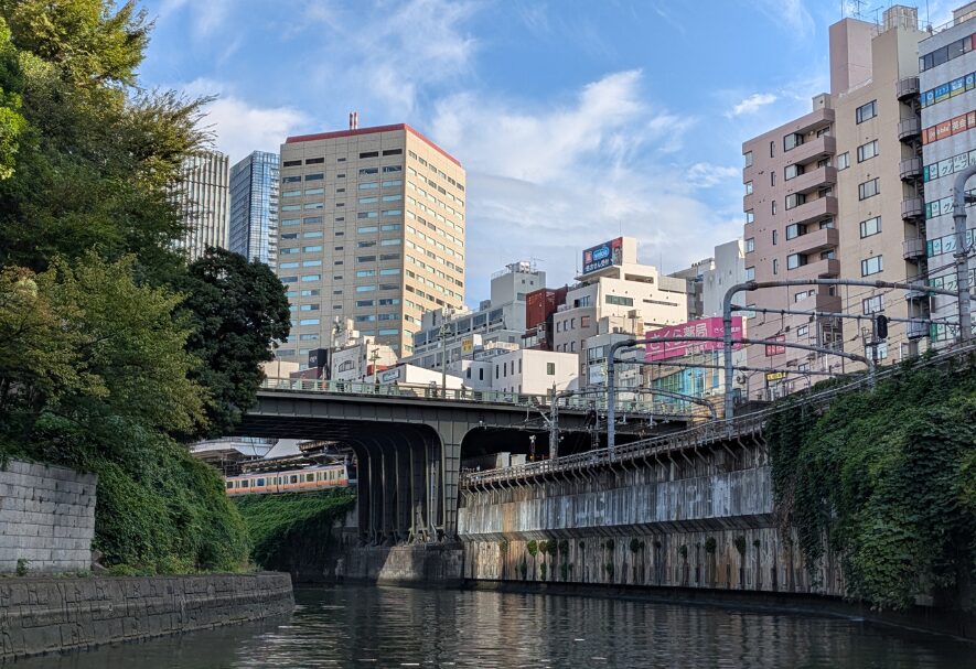 太田市新田商工会建設部会<br>視察研修会レポート<br>〜国会議事堂参観と神田川・日本橋クルーズ〜