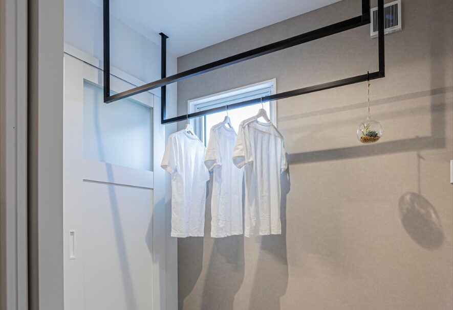 窓を開けなくても快適。高気密・高断熱の家は「虫の入りにくい家」になる